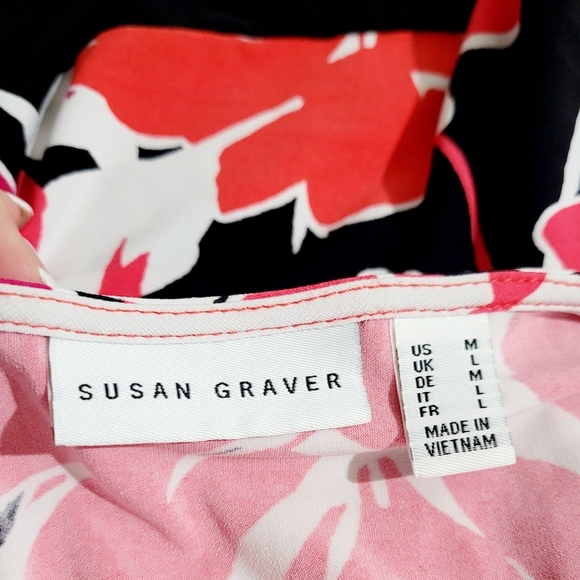 Susan Graver Women's Top Tunic Size Medium Floral Print V-Neck Short Asymmetric - Picture 9 of 11